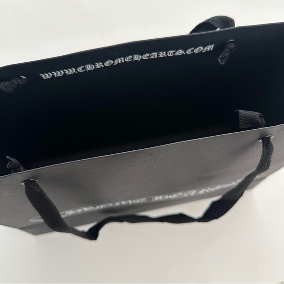 CHROME HEARTS | AUTHENTIC BLACK MEDIUM PAPER SHOPPING BAG (NEW) STREETWEAR HYPE - Picture 8 of 8